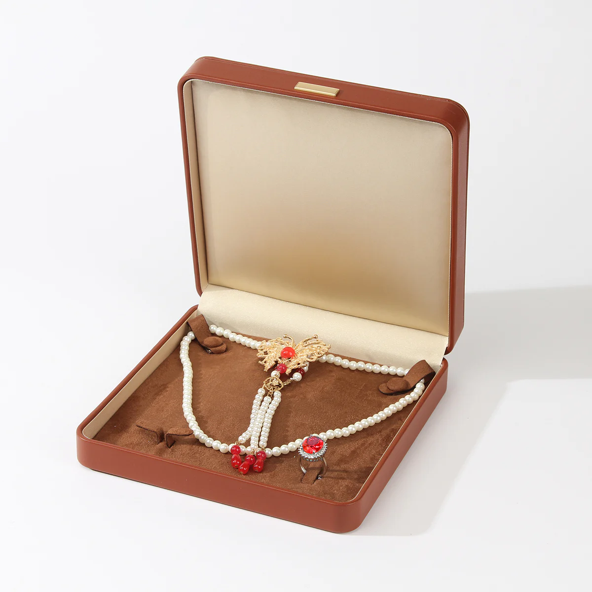 Exquisite Leather Jewelry Storage Case
