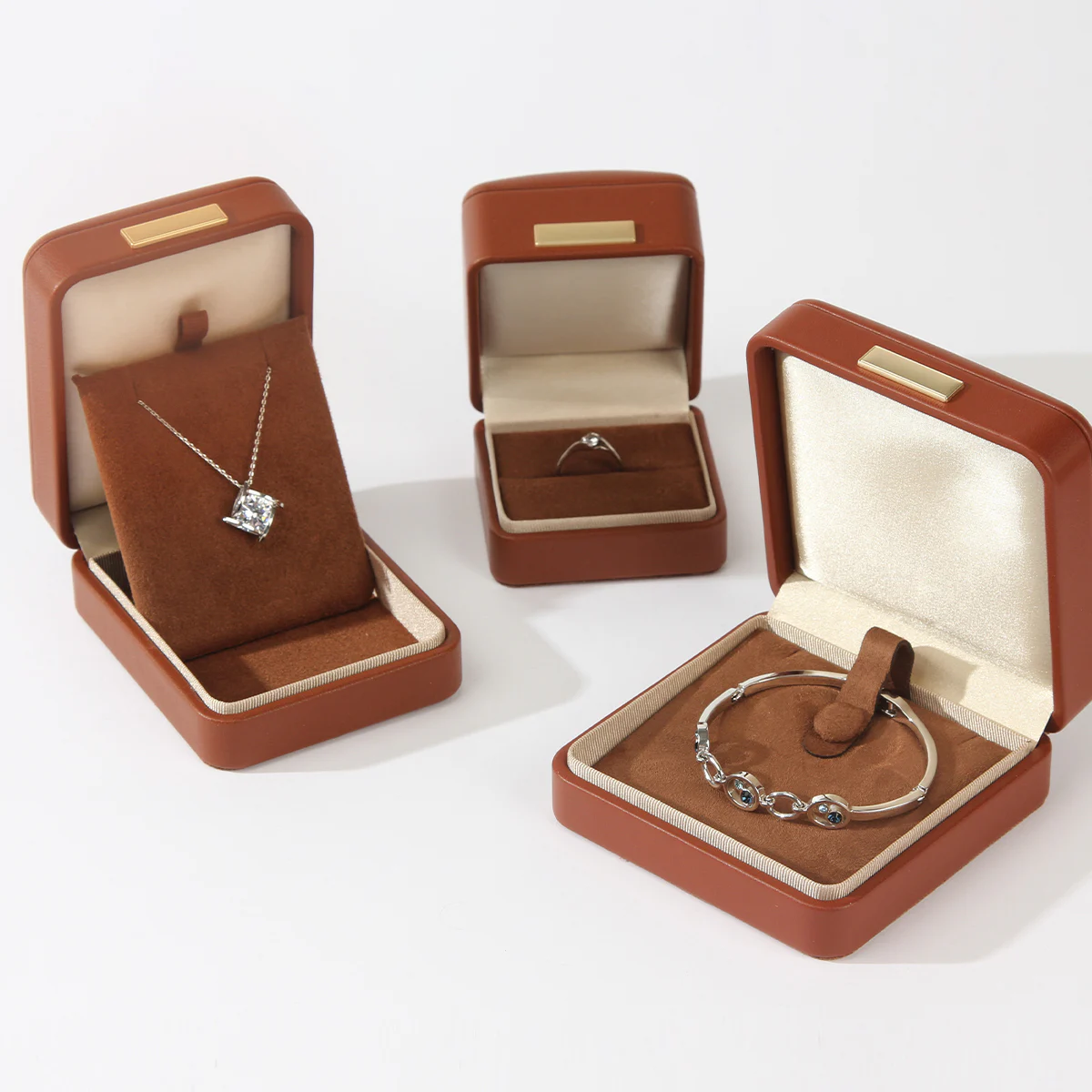 Fashionable Leather Jewelry Display Box