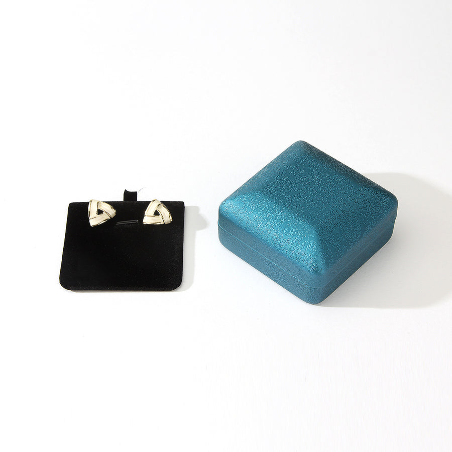 Leather earrings gift box